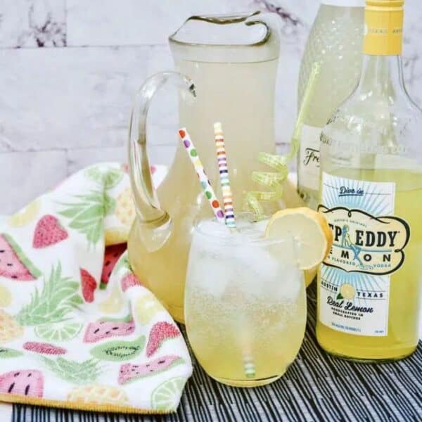 11 Memorial Day Alcoholic Punch Recipes to Celebrate the Long Weekend