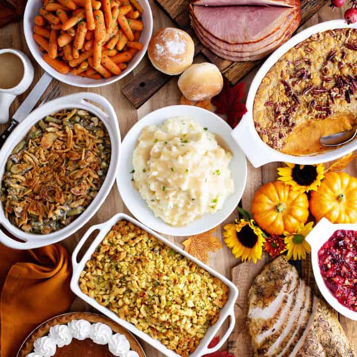 How to Keep Thanksgiving Sides Warm: A Guide to A Deliciously Toasty Feast
